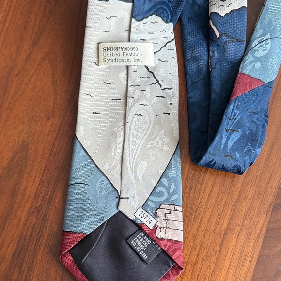 Snoopy vintage Character Tie - Blue and Red - Picture 2 of 2